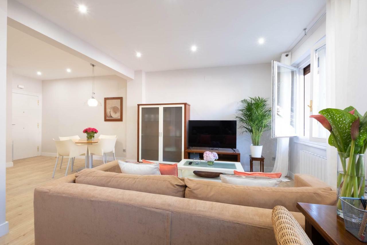 Apartamento Tiboli Con Parking Gratuito Bilbao Eksteriør bilde